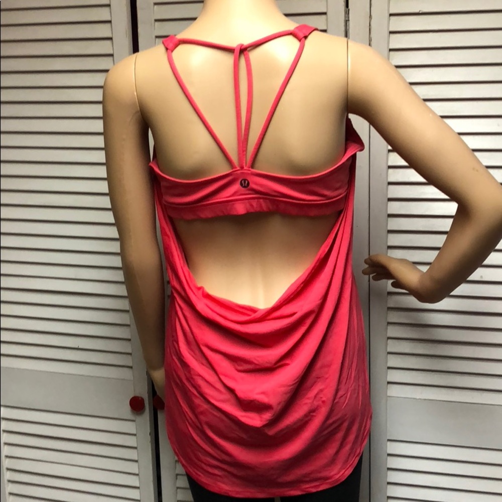 Lululemon - Picture 4 of 8